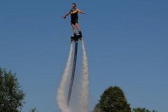 29. Juni cooltourSommer im Fischhofpark - Flyboarder