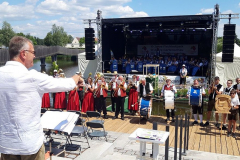 KulturSommer 25. Juni 2023 Bürgermeister dirigiert beim Sternmarsch